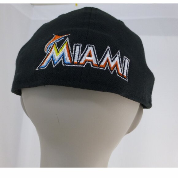 Miami Marlins Men’s New Era 39Thirty Flex Fit Hat - Picture 14 of 15